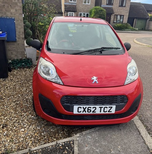 Peugeot 107 petrol manual - petrol,,